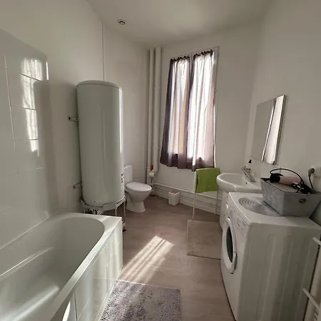 Appartement Proche De La Gare Bourges Extérieur photo